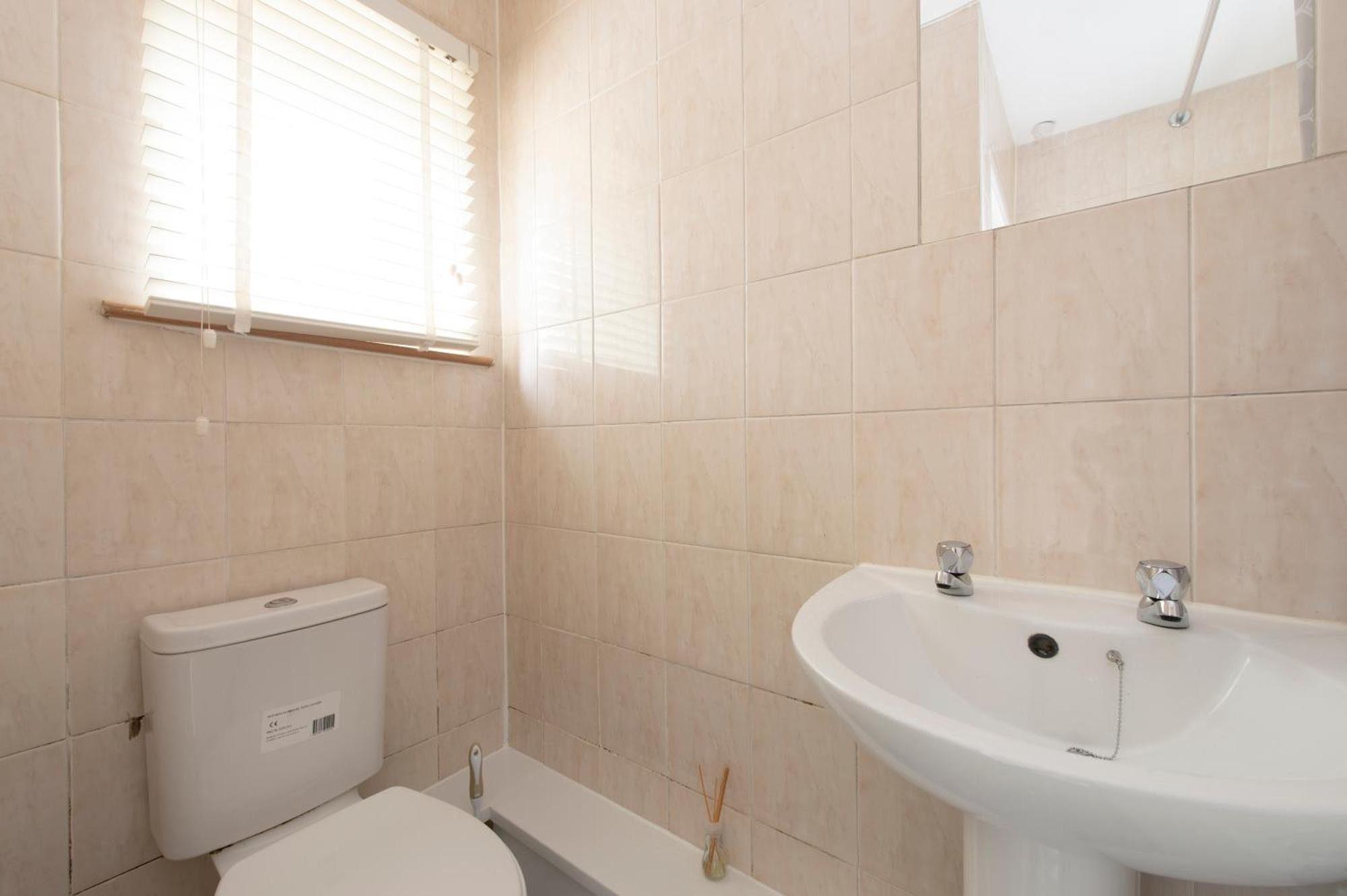 3 Bed House In Rochester 4 Beds Sleeps 7 Wainscot Zewnętrze zdjęcie